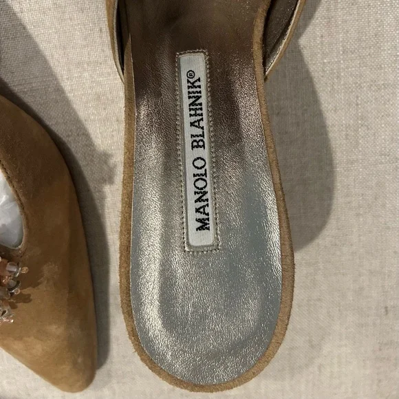 Manolo Blahnik Tan Embellished Heels - Picture 11 of 11